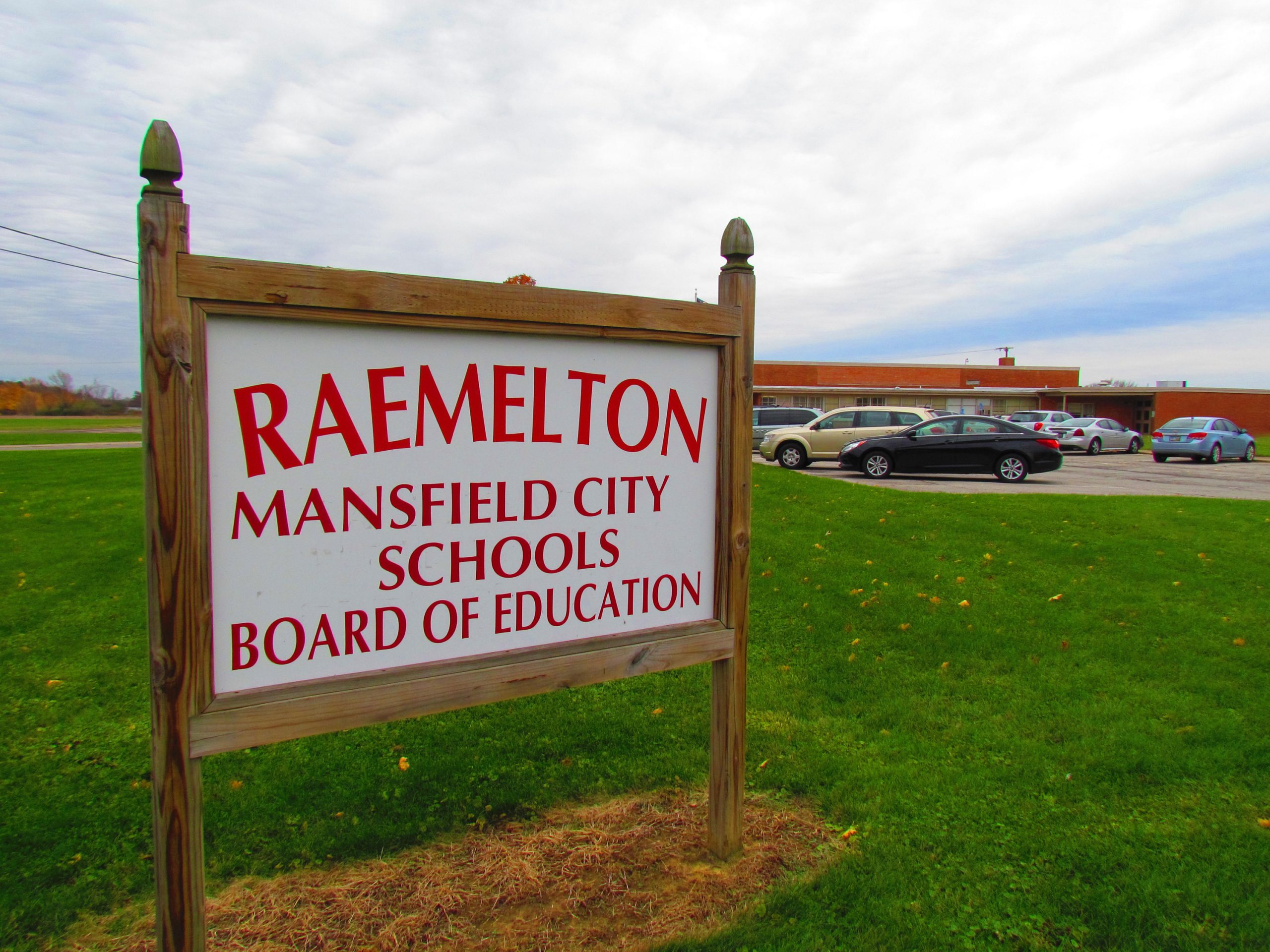 UPDATE: Mansfield City Schools cancels Tuesday meeting