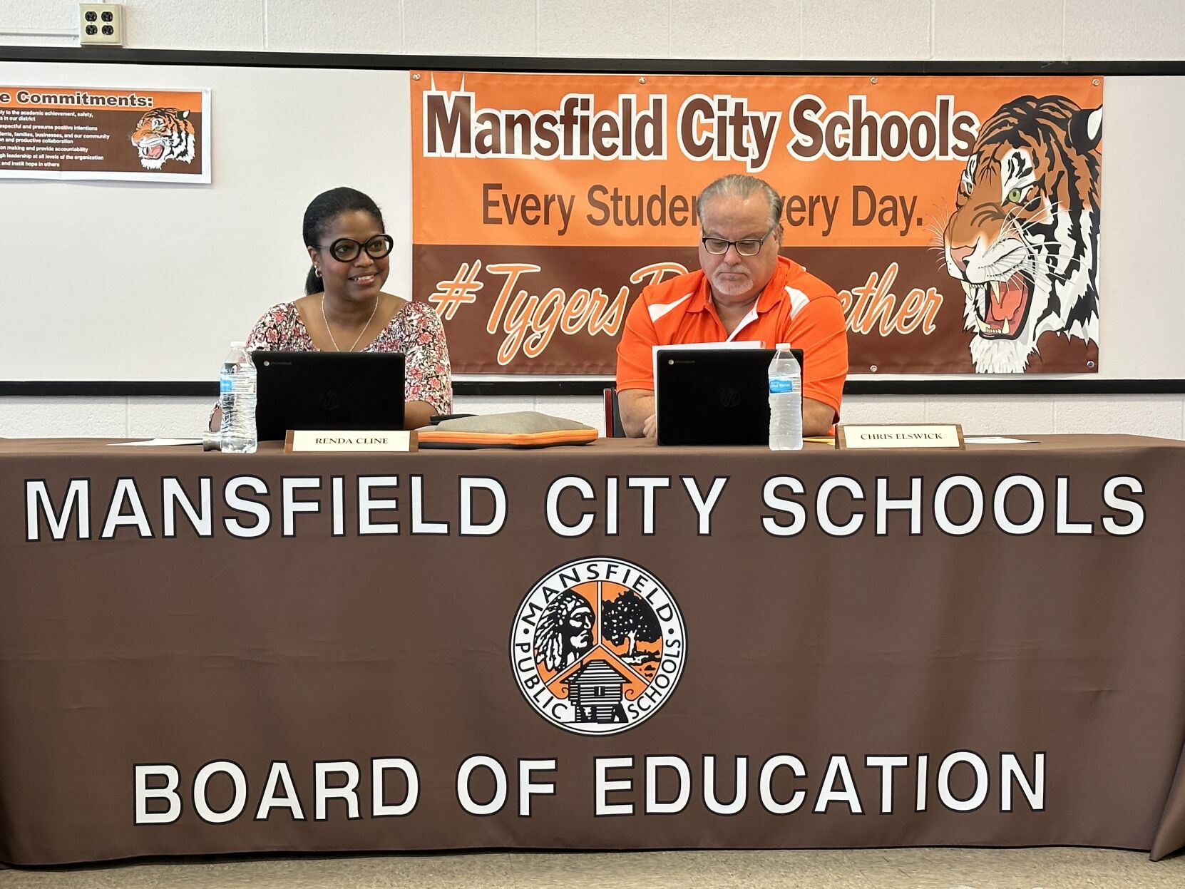 Mansfield City BOE eliminates campus wear for middle, high school
