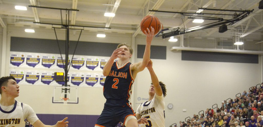 player driving to hoop