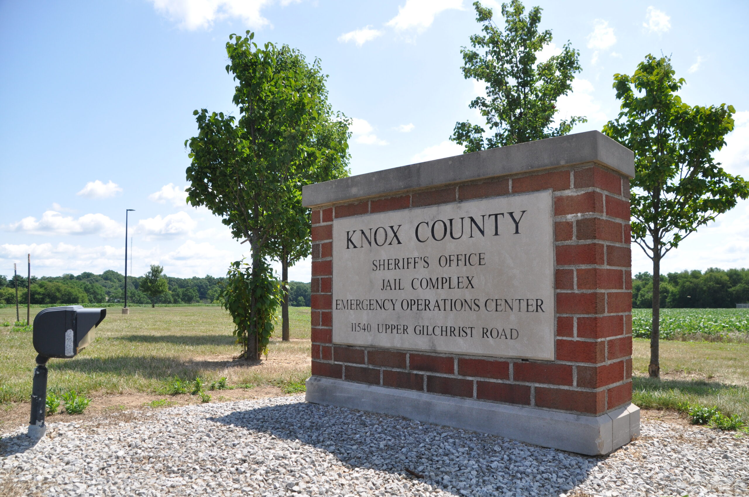 Fredericktown veterinarian charged with sex with a pony, 2 counts of domestic violence