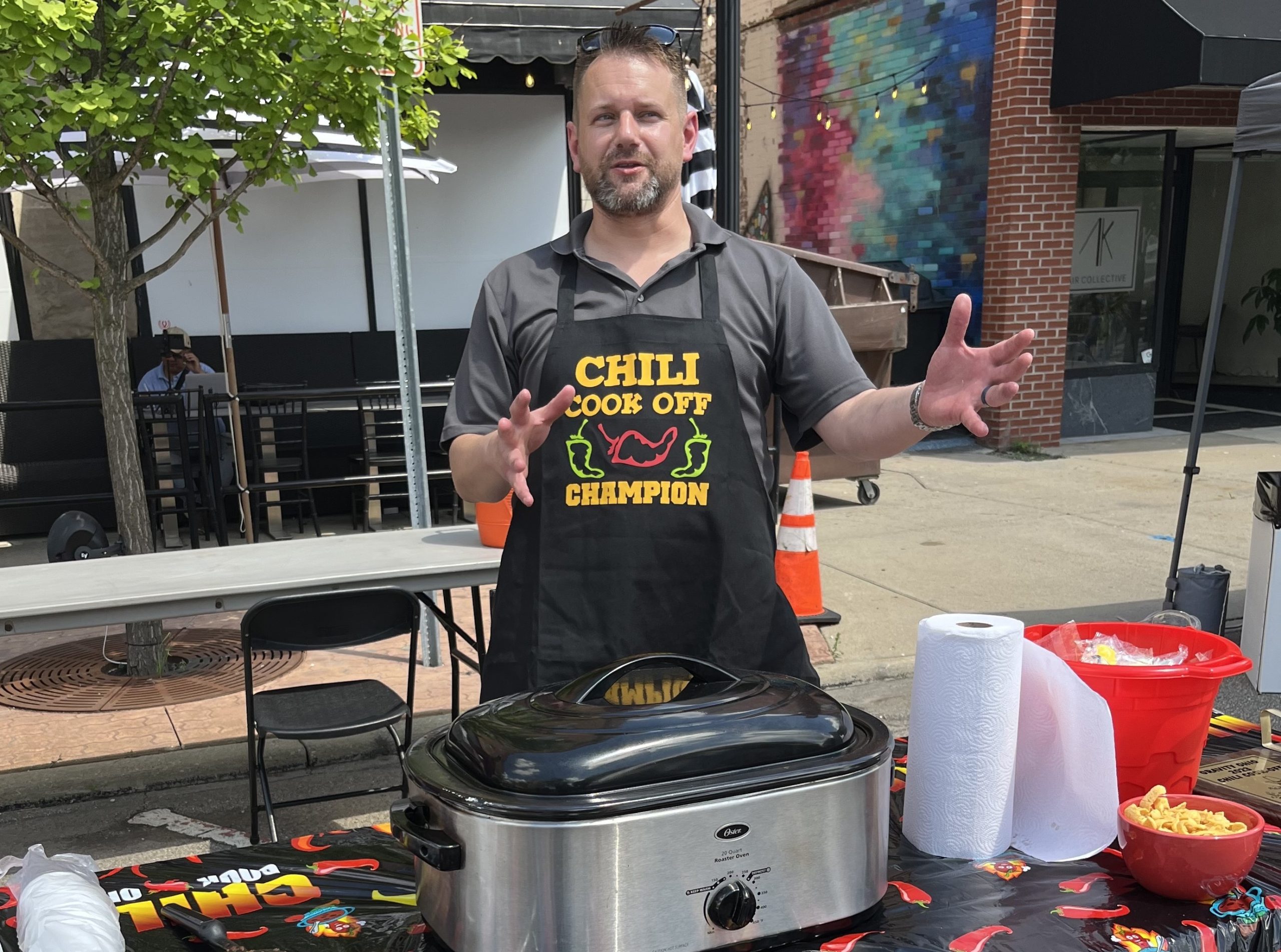 Gallery: Chili Cook-Off offers good food & music in downtown Mansfield - Vimarsana News